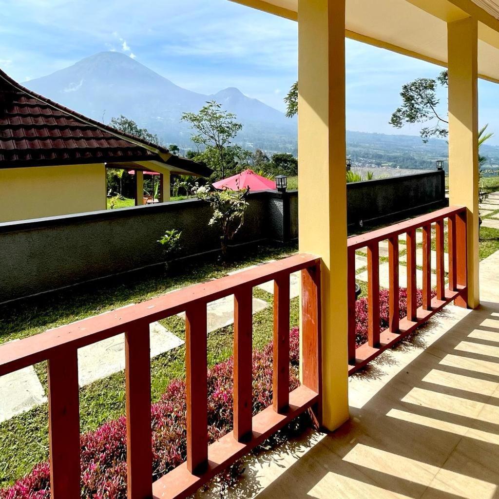 Pelataran Seroja Villas Wonosobo Bagian luar foto